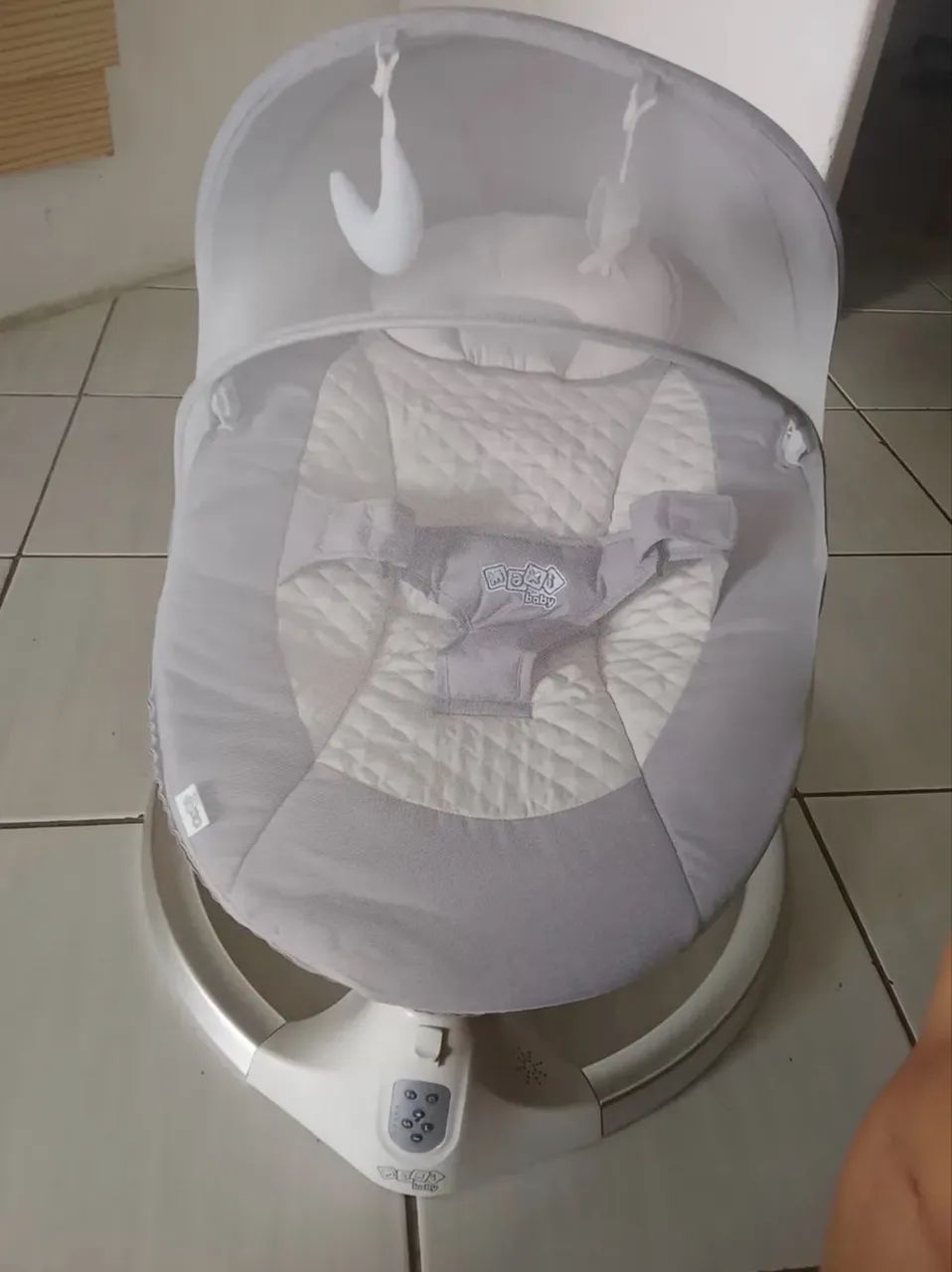 Cadeira de balanço elétrica para bebê  - Foto 2