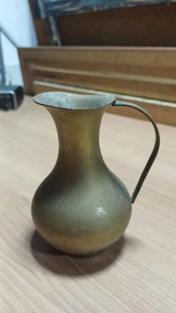 Conjunto de jarras vintage em latão - INDIANO - Foto 4