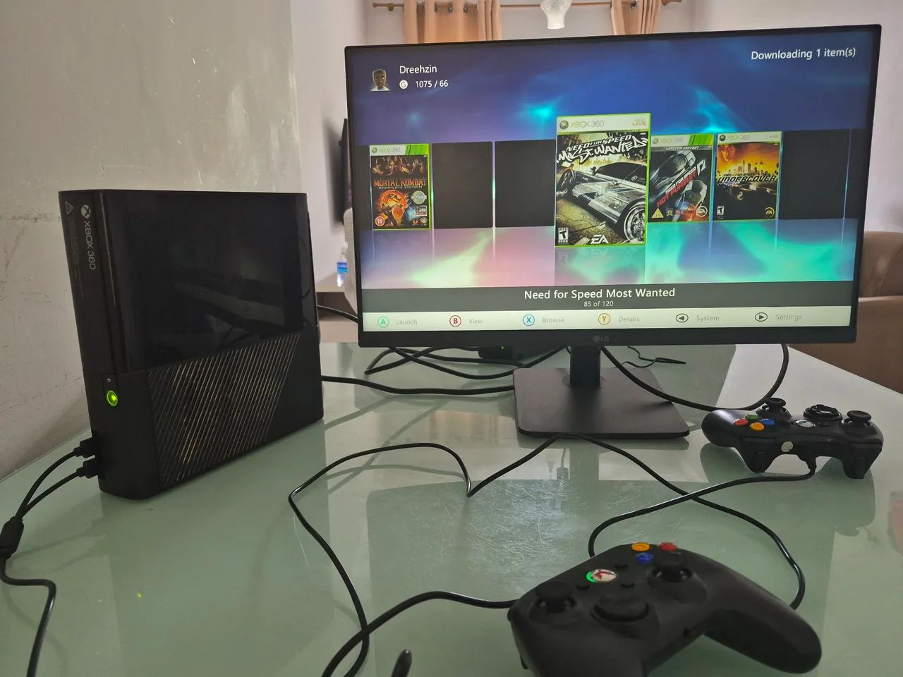 Xbox 360 com cem jogos