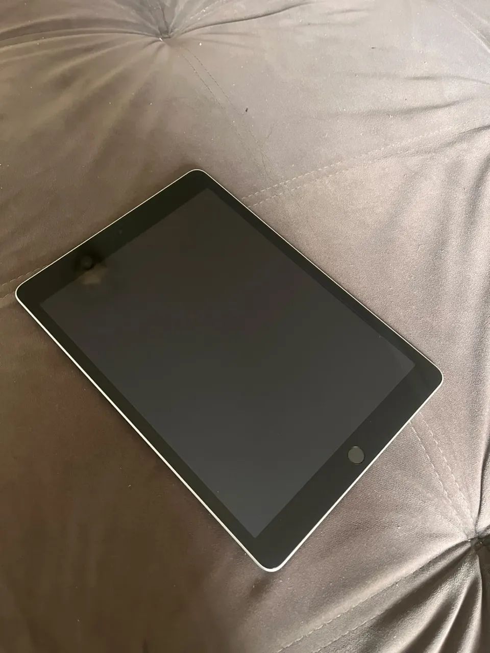 iPad 9ª GERAÇÃO - 64 GB + CAPA E TECLADO BLUETOOTH! Ótimo estado 