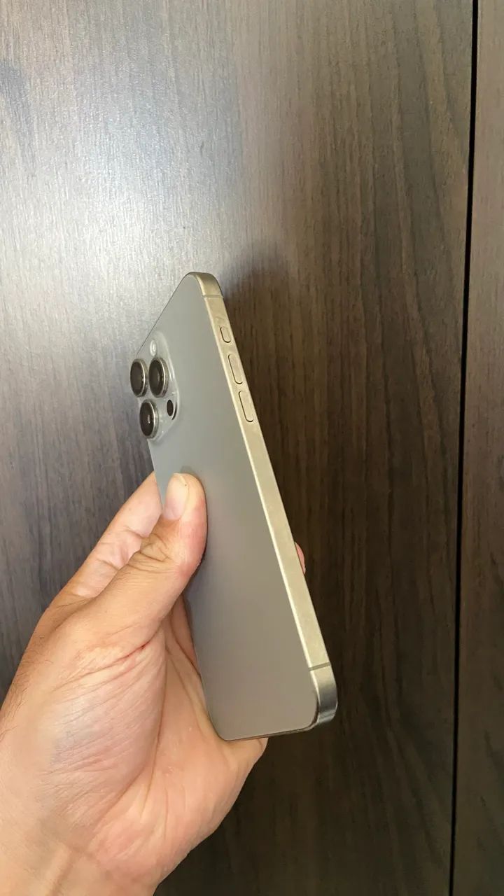 iPhone 15 Pro Max 256GB - Foto 2