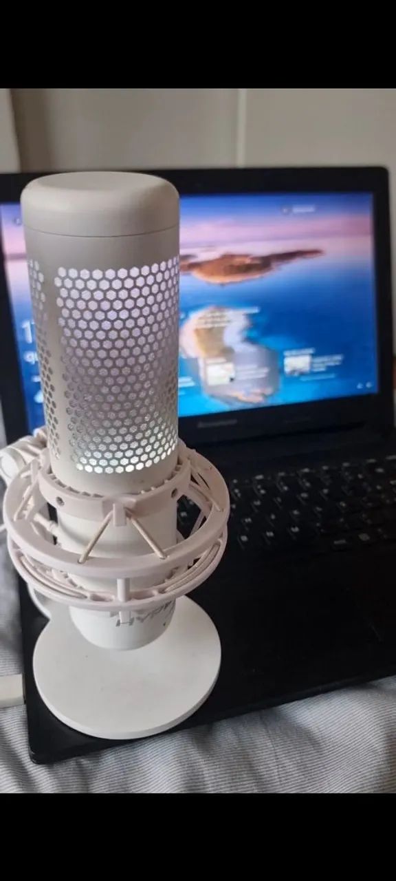 OPORTUNIDADE UNICA: MICROFONE HYPERX QUADCAST S BRANCO!!423877702908661761