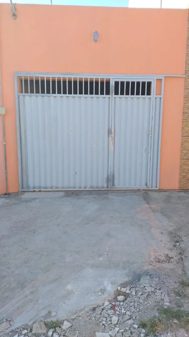 ALUGO UMA CASA 