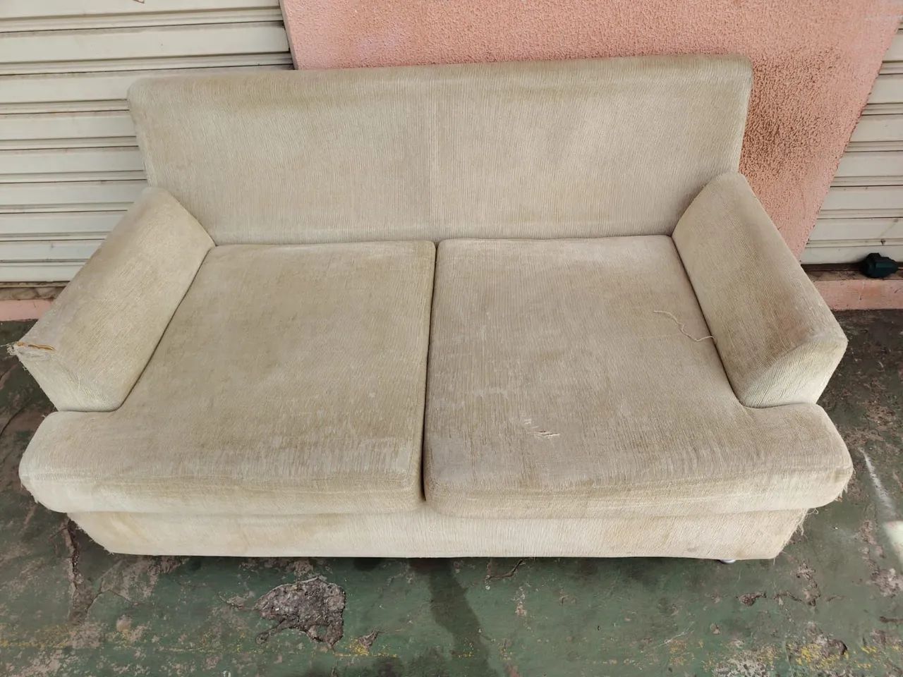 sofá 2 lugares usado marcas de uso ((ENTREGO GRATIS)) - Foto 5