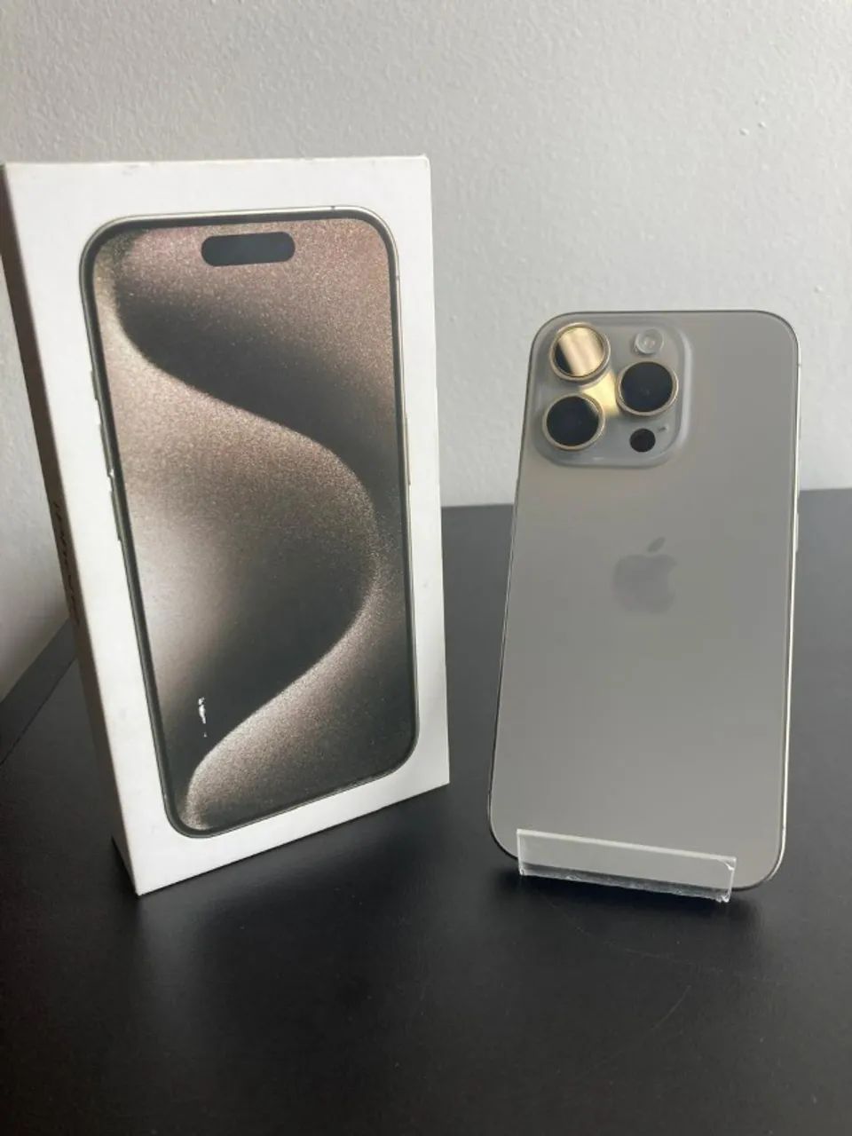 IPhone 15 Pro 256GB Natural Seminovo - Retire em loja física na