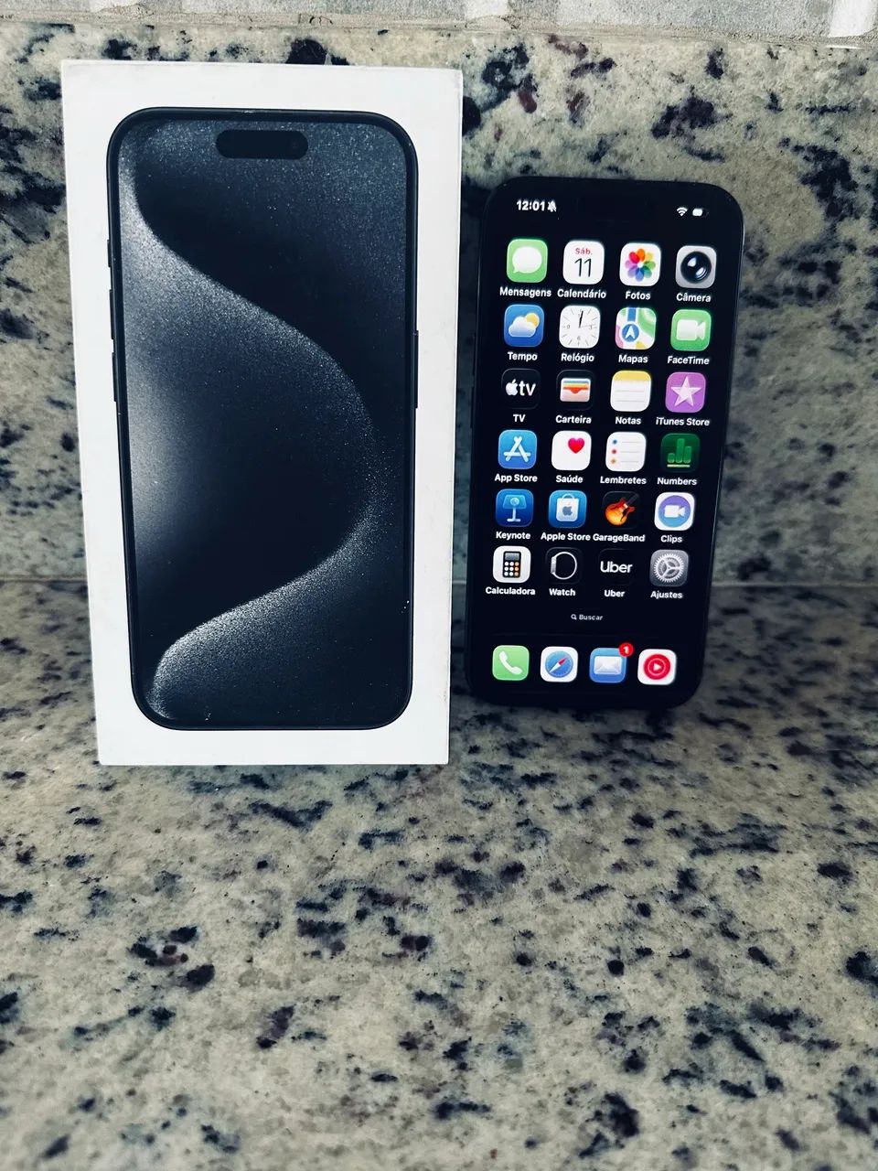 IPHONE 15 pro - 256 GB (EXCELENTE ESTADO)
