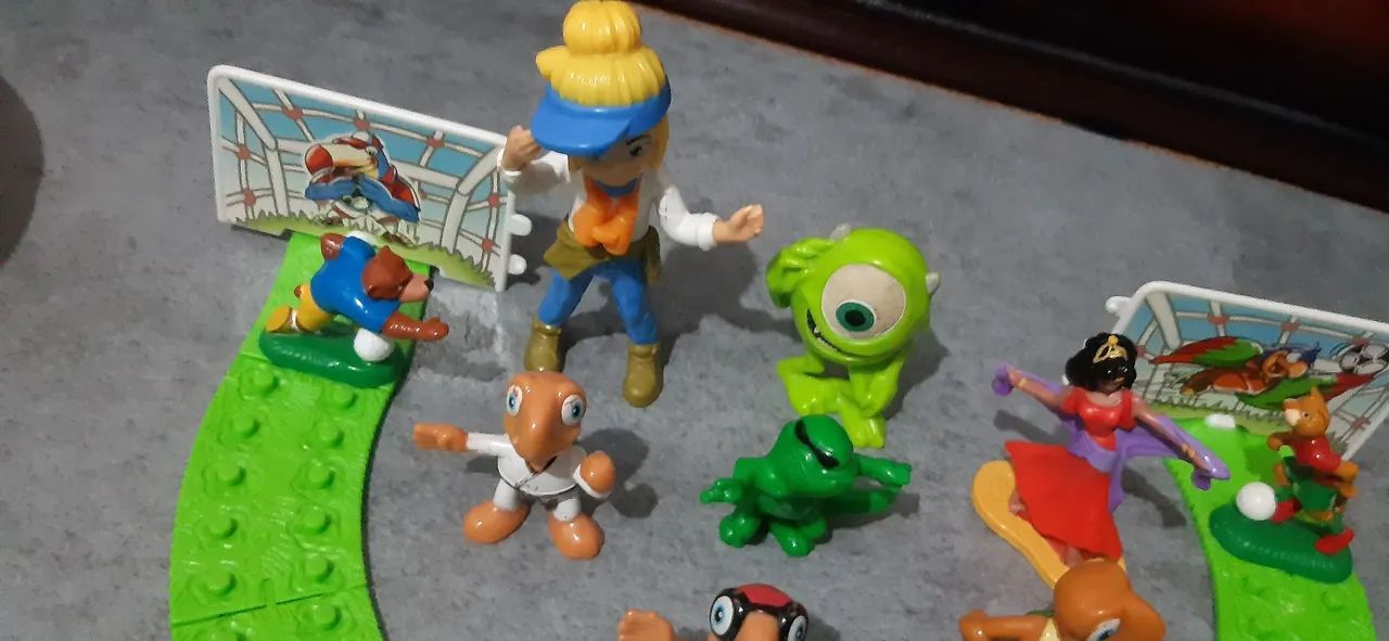 Lote de miniaturas antigas - Foto 2