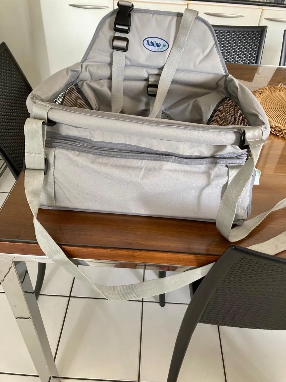 Cadeirinha de carro para cachorro pequeno 