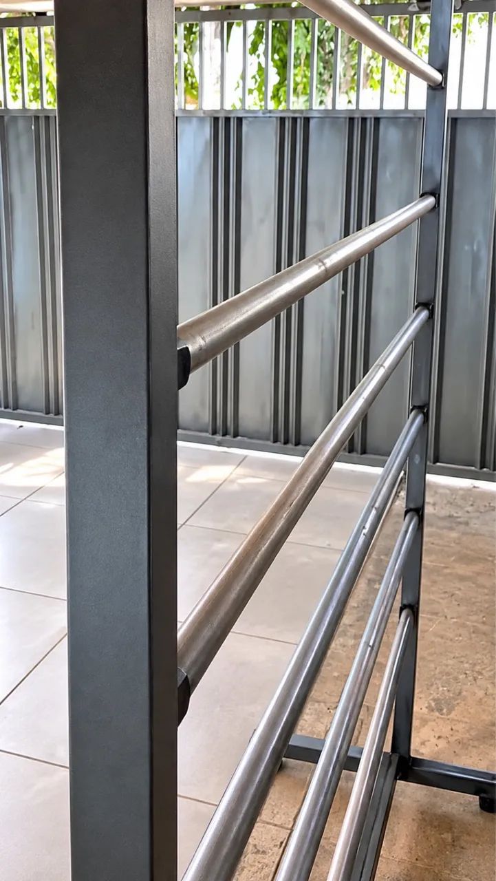 Balcão de Loja em Vidro e Expositor de Tecido - Foto 3