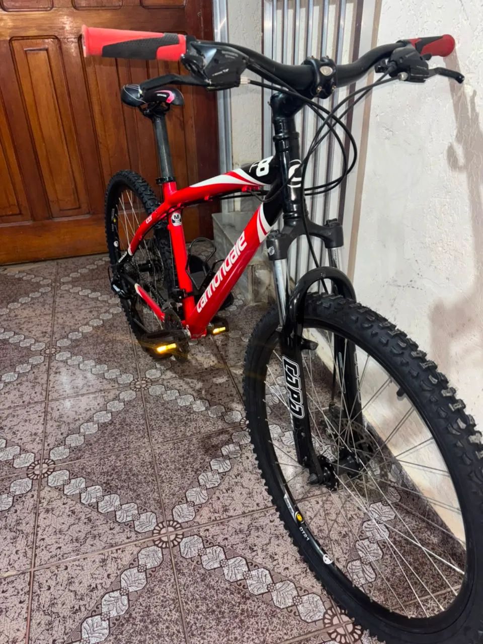 Bicicleta Cannondale  F8