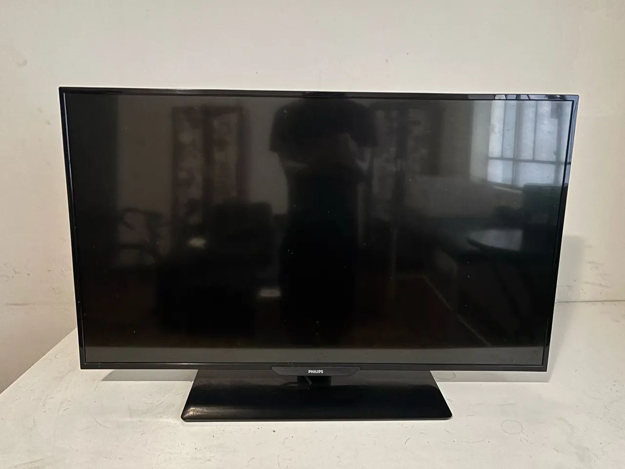 TV Philips Smart FullHD 43 polegadas 