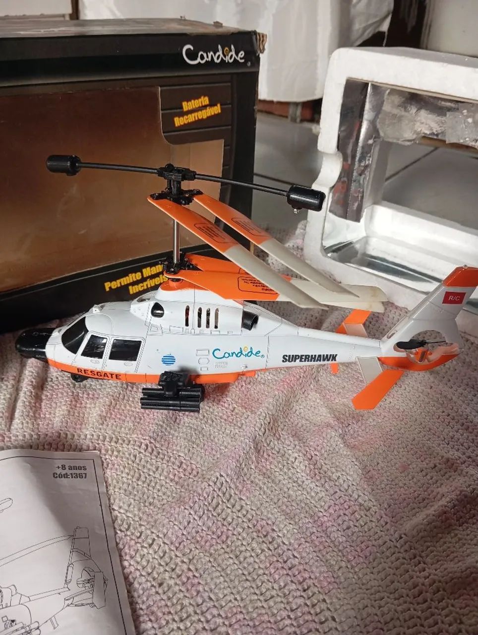 Helicóptero SuperHawk Candide  - Foto 3