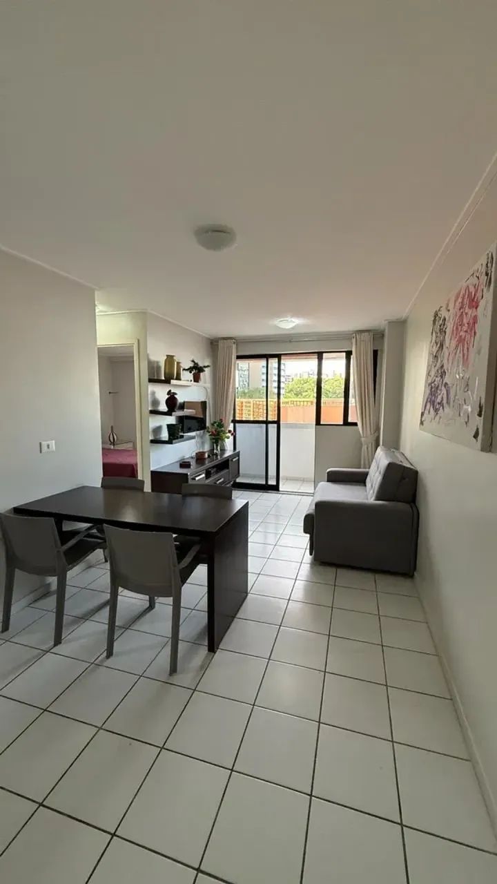 Vendo Apto Quarto e Sala Mobiliado a beira mar de Pajuçara - Foto 2