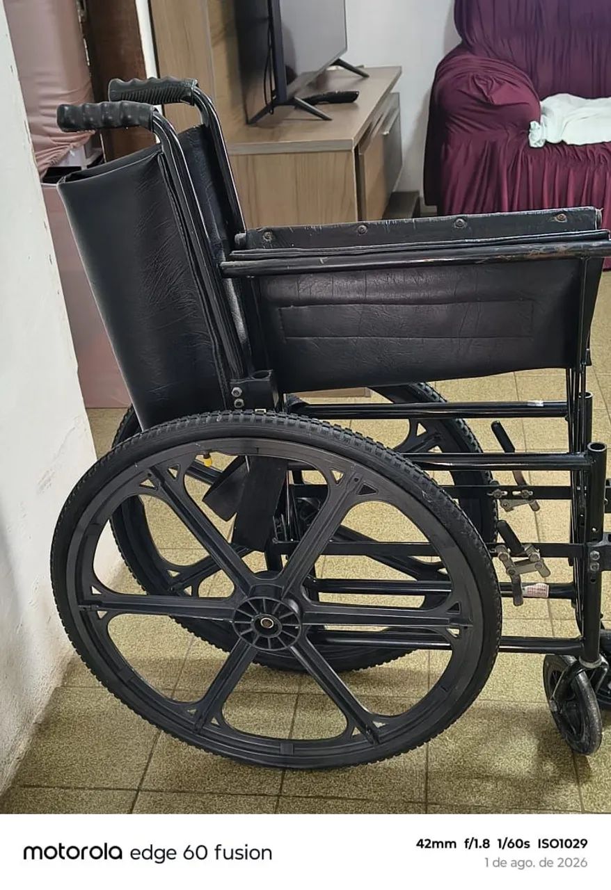 Cadeira de rodas  - Foto 4