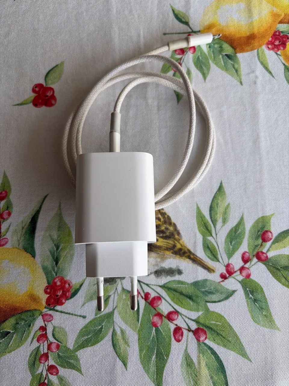 Vendo iPhone 12 128g - Celulares e Smartphones - Altiplano Cabo