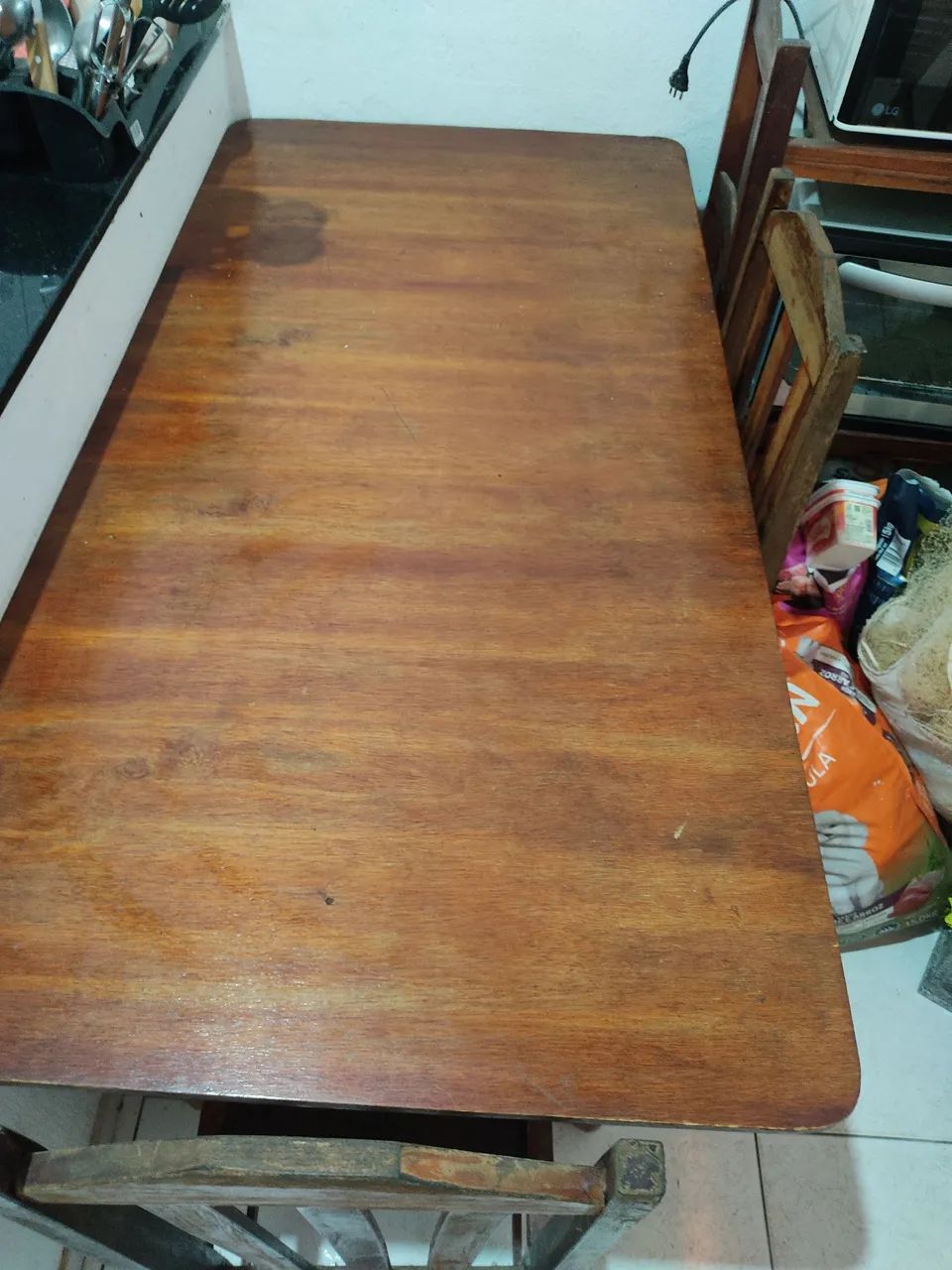 Mesa de madeira 6 lugares - Foto 3
