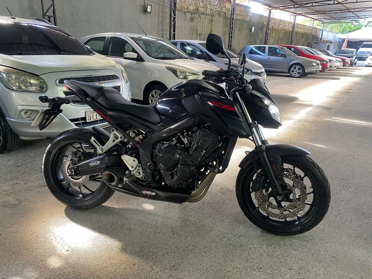Honda CB650F - Foto 5