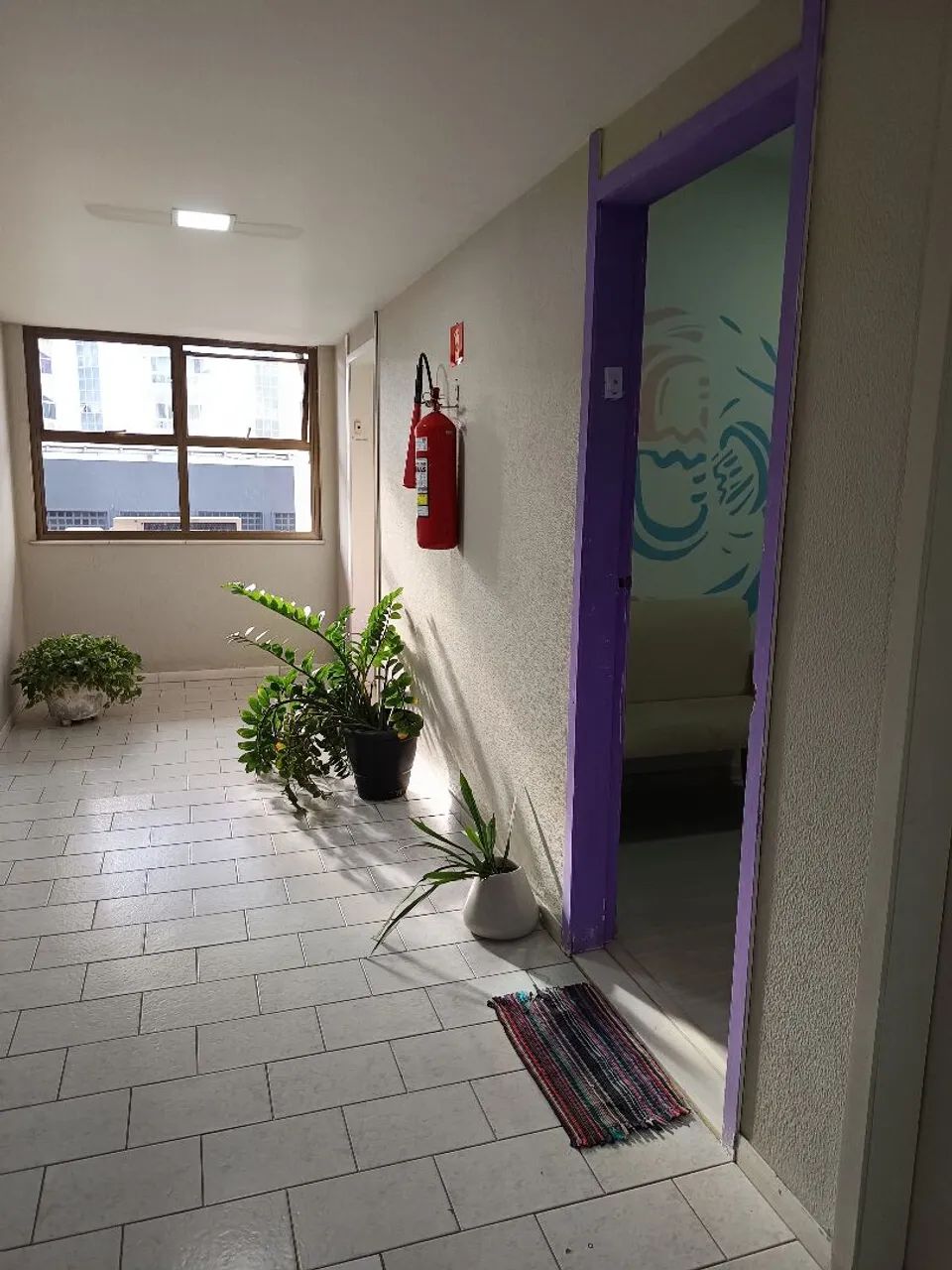 Reta da penha 2 salas geminadas (alugo ou vendo)