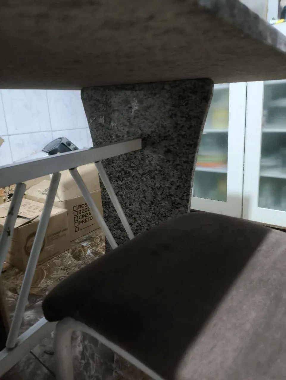 Mesa tampo, pés de granito  - Foto 4