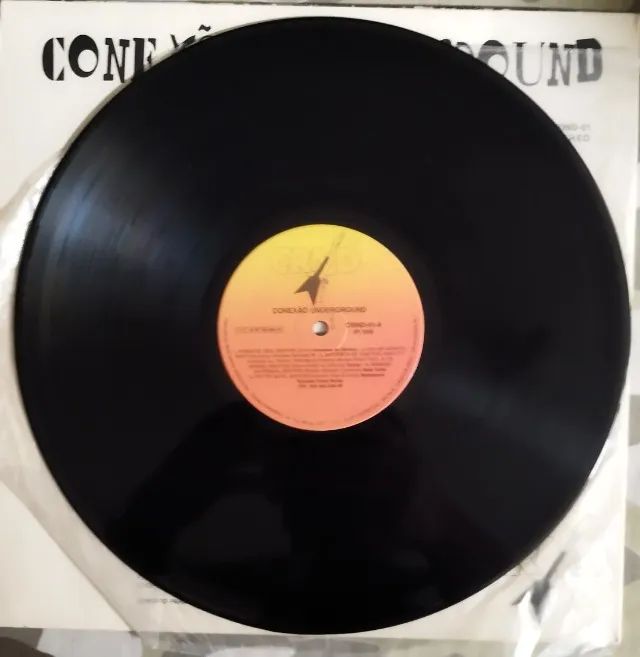 LP Vinil - Conexão Underground (Vários)(1995) VG+/EX - Foto 3