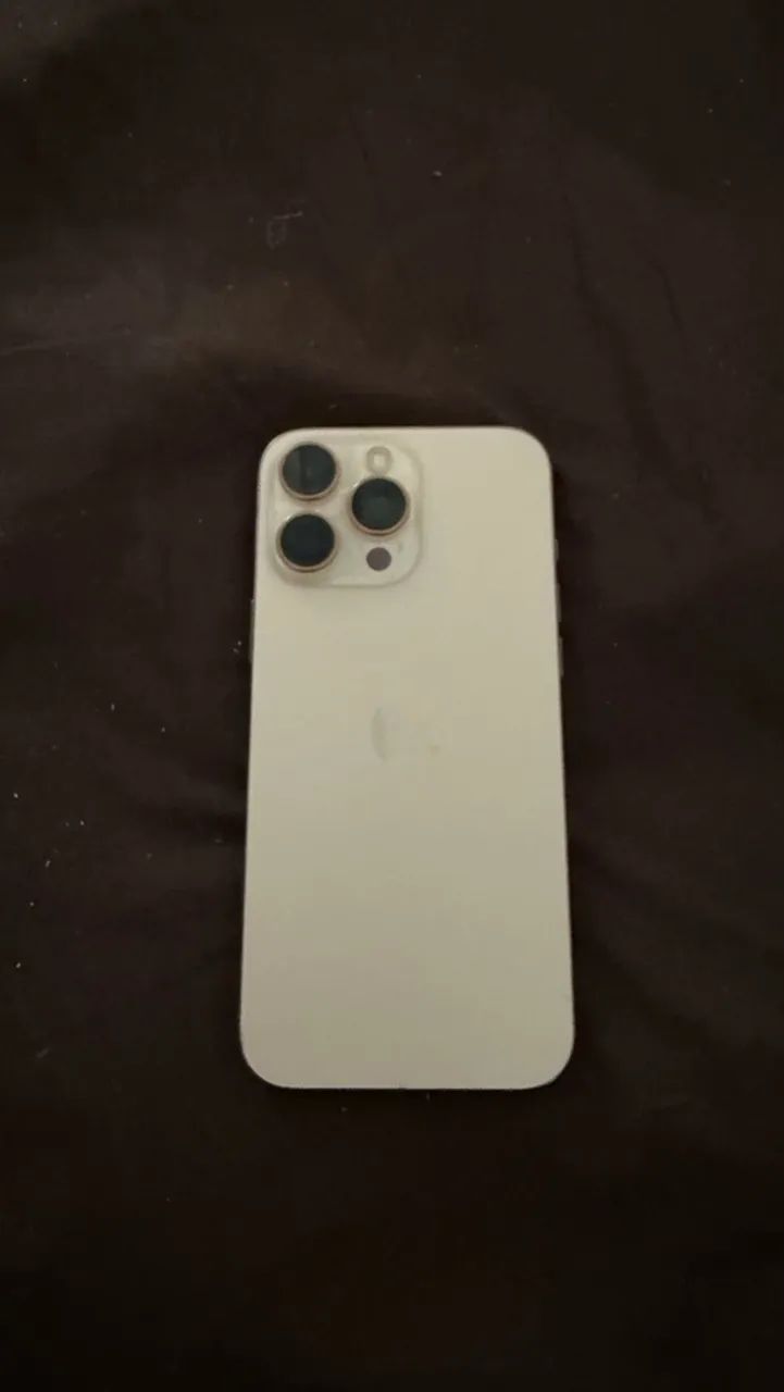 iPhone 16 pro Max rose 