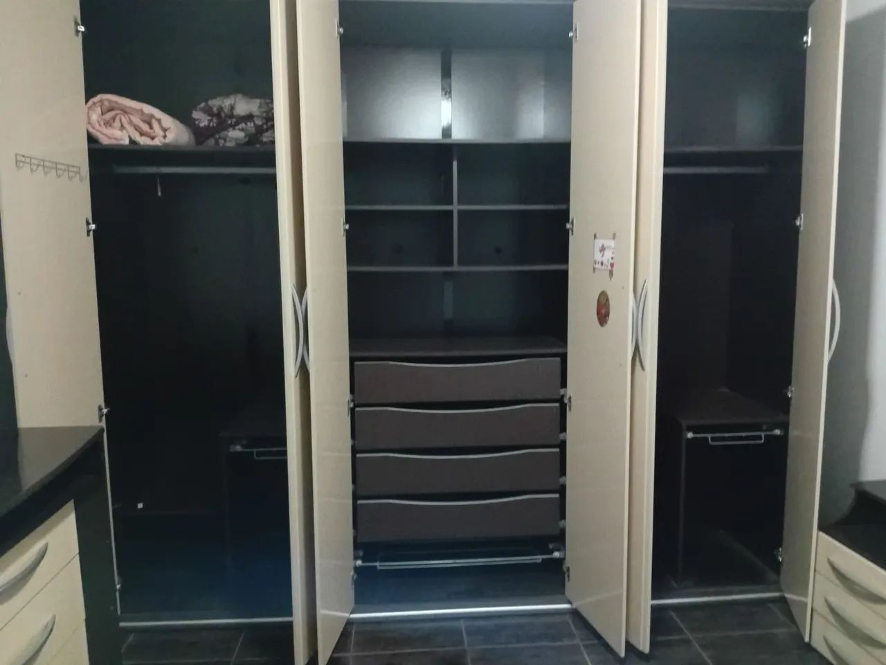 Guarda roupa casal - Foto 2