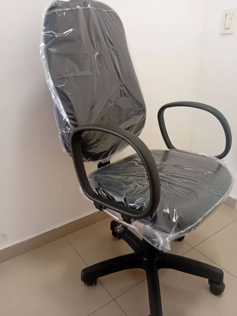 CADEIRA DE ESCRITORIO PRESIDENTE - Foto 2