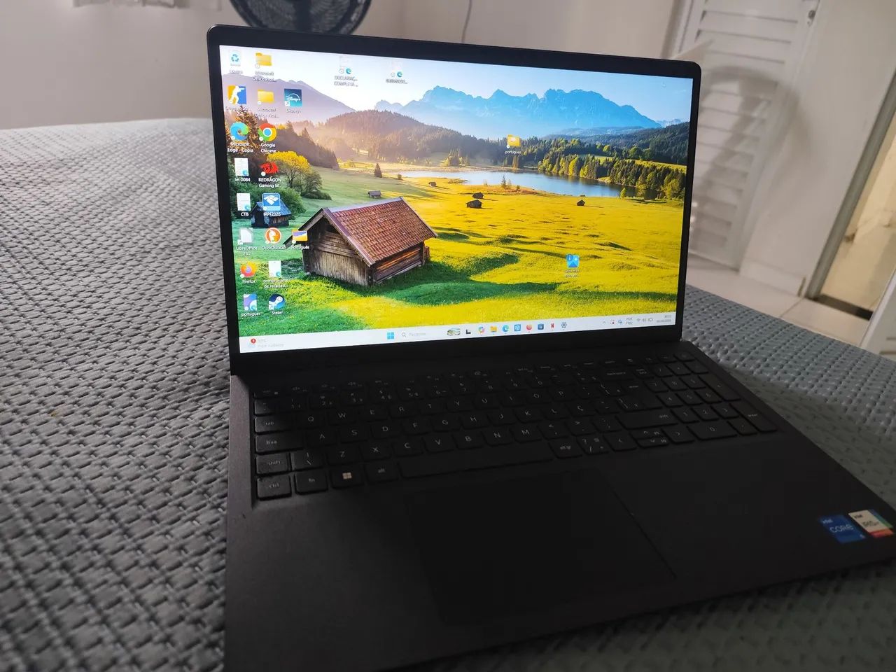 Notebook Dell Inspirion 15 3520 - Foto 4
