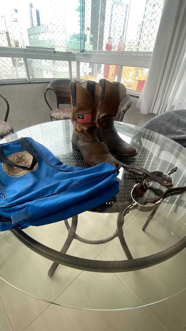 ? BOTA ROPER + ESPORAS + MALA  - Foto 2