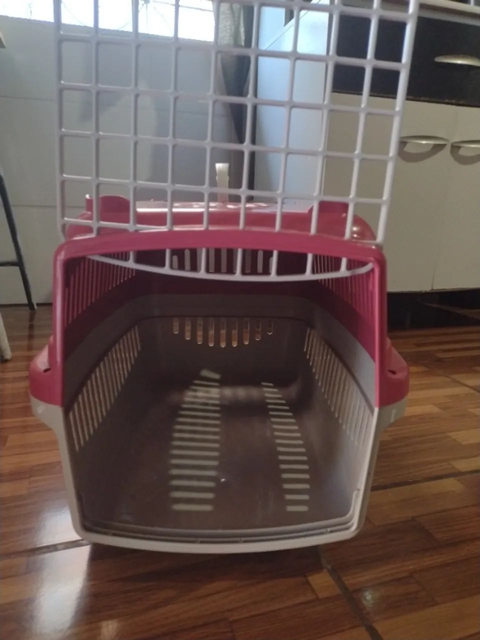 Caixa de transporte grande, rosa.