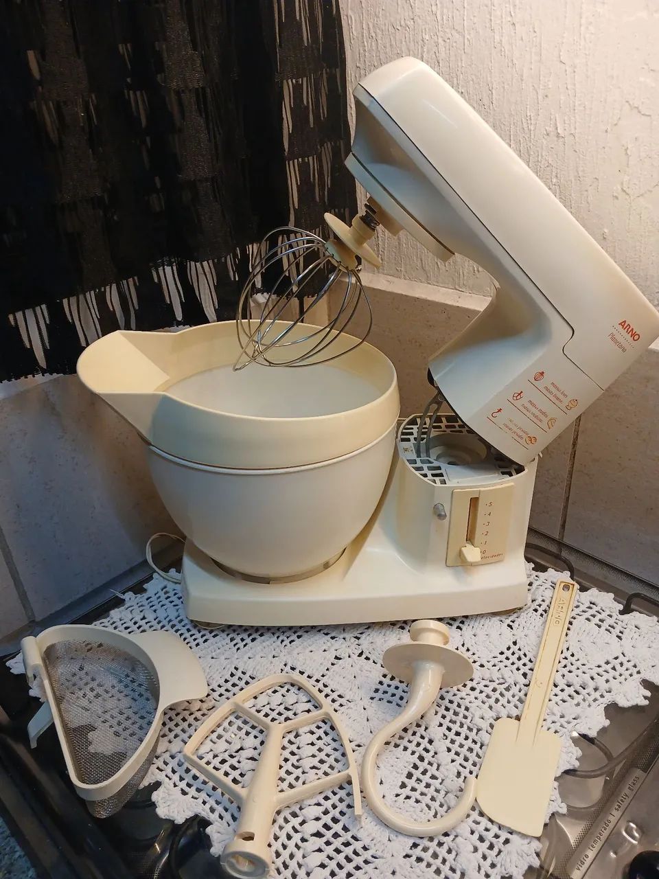 Batedeira planetária Arno  - Foto 3