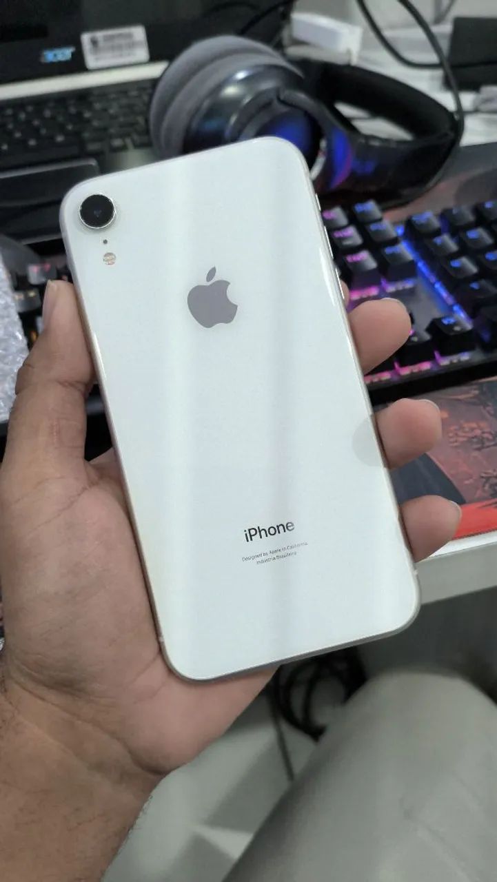 iPhone XR Caixa de Som zuando. Leia o anúncio! - Celulares e