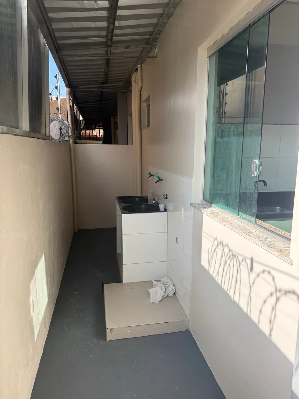 Aluga se apartamento com 1 suíte área de serviço  - Foto 4