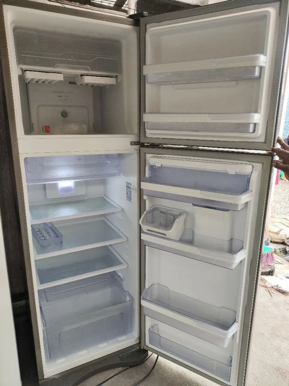 Geladeira Electrolux Frost Free  - Foto 5