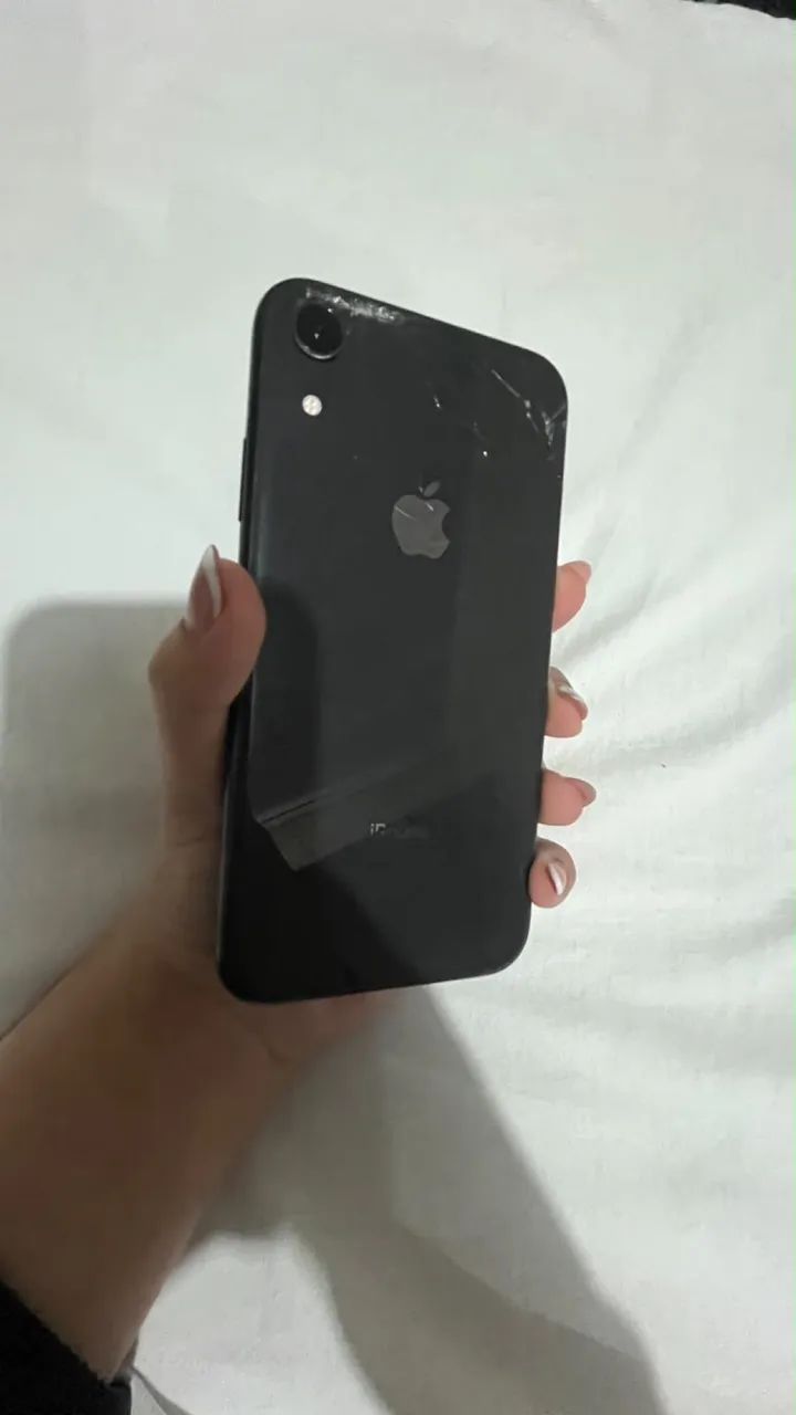 IPHONE XR 64GB