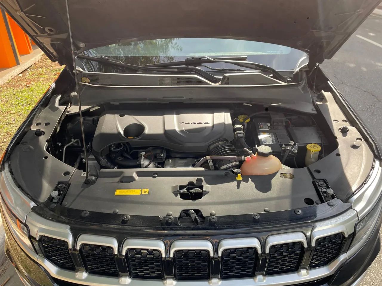 Jeep Commander Limited T270 1.3 TB Flex Aut., foto 8 de 20