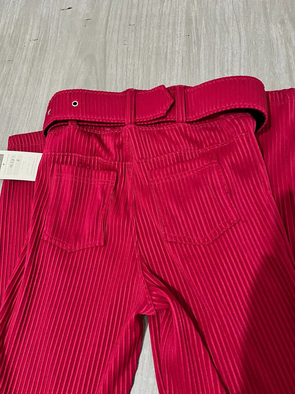Calça com cinto  - Foto 4