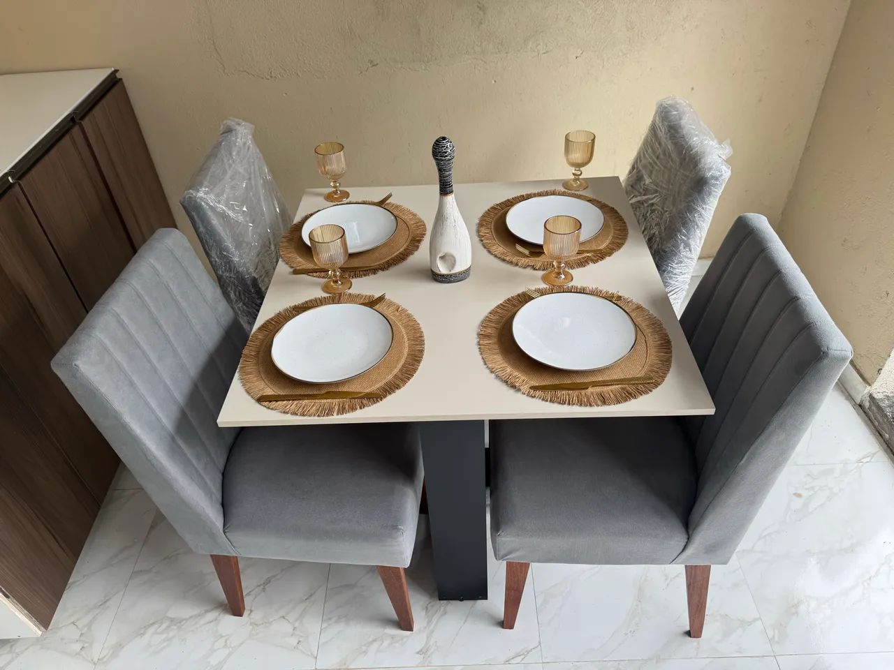 Mesa de jantar com entrega grátis 