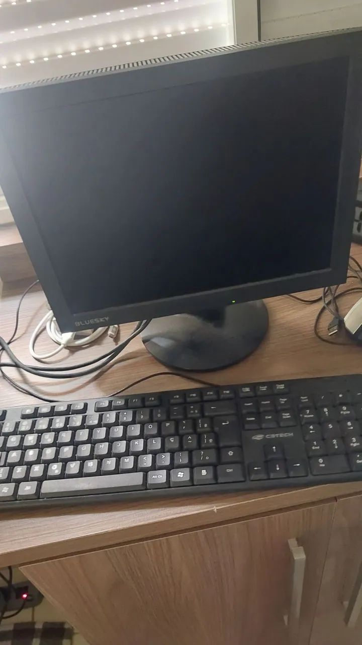 Computador Desktop + monitor + 500GB + 4GB RAM + teclado e mouse - Foto 5