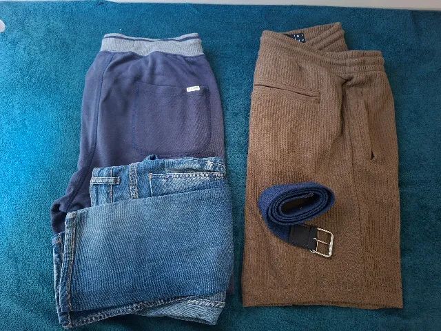 Lote de Roupas Masculinas Diversas - Vários Tamanhos e Estilos - Foto 3