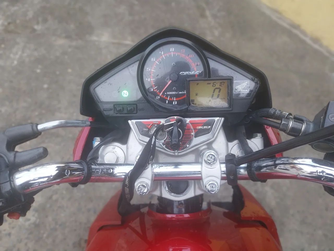 Honda CB 300R - Foto 4