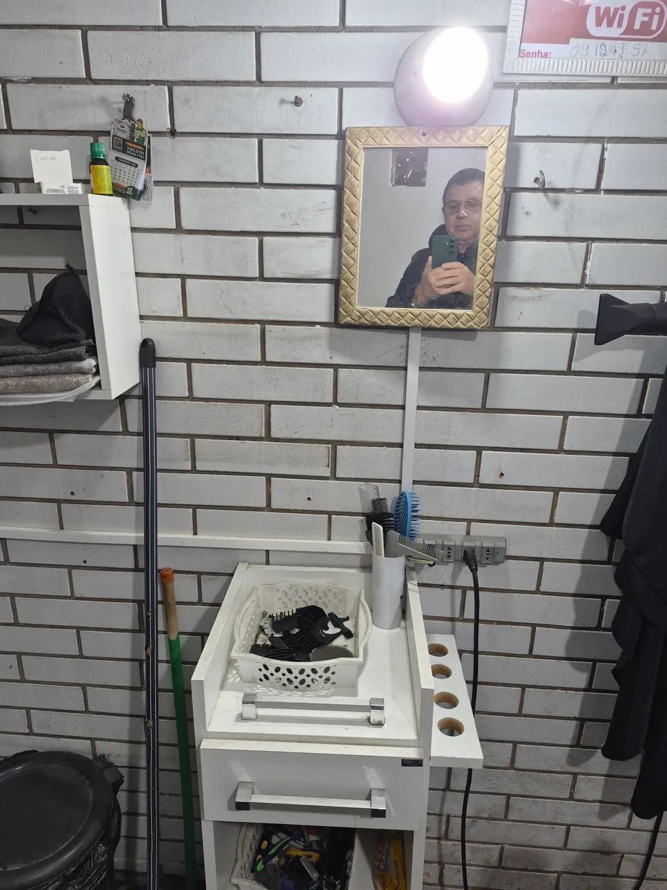Barbearia com todos os acessórios das fotos  - Foto 5