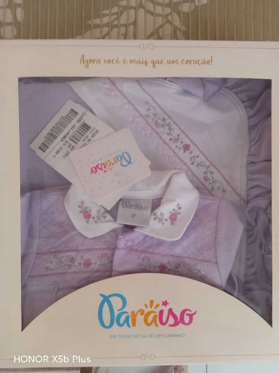 Roupas de bebê, não usadas, novas, cor muito bonita, tecido excelente com tampa, Tamanho p - Foto 2
