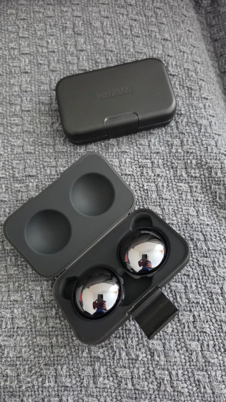 Camera Insta 360 X5 - Foto 4