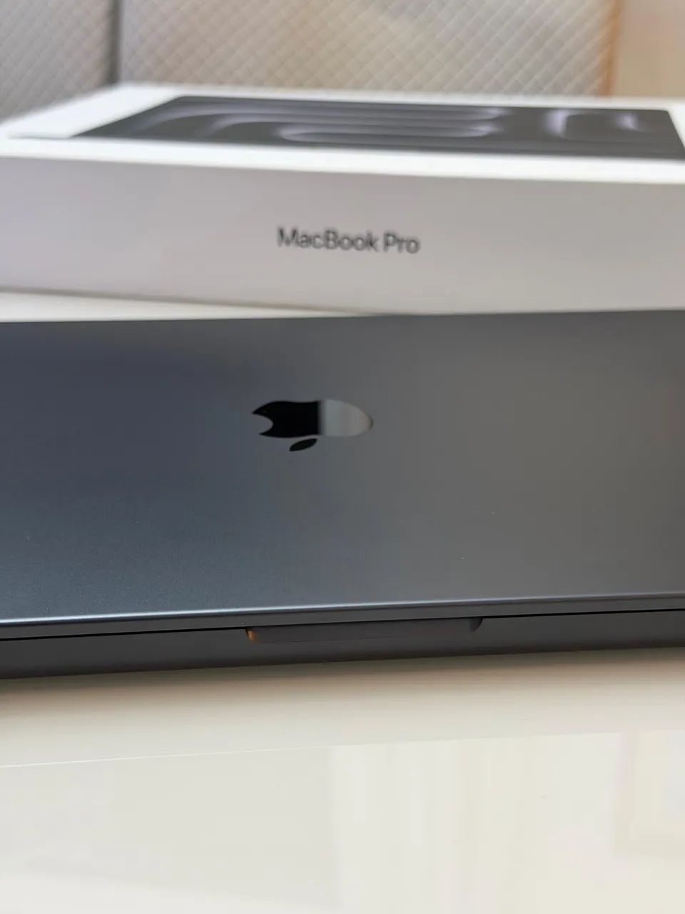 MacBook Pro 16インチ M4 Pro 24GB 512GB Apple Análise do MacBook Pro 16 2024 - Grande autonomia da bateria