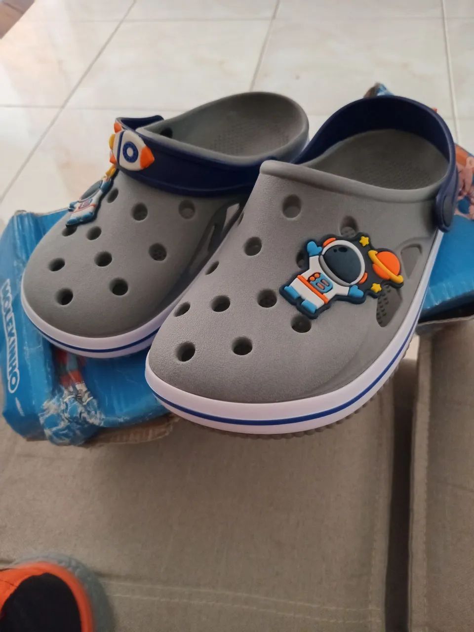 Crocs novinho