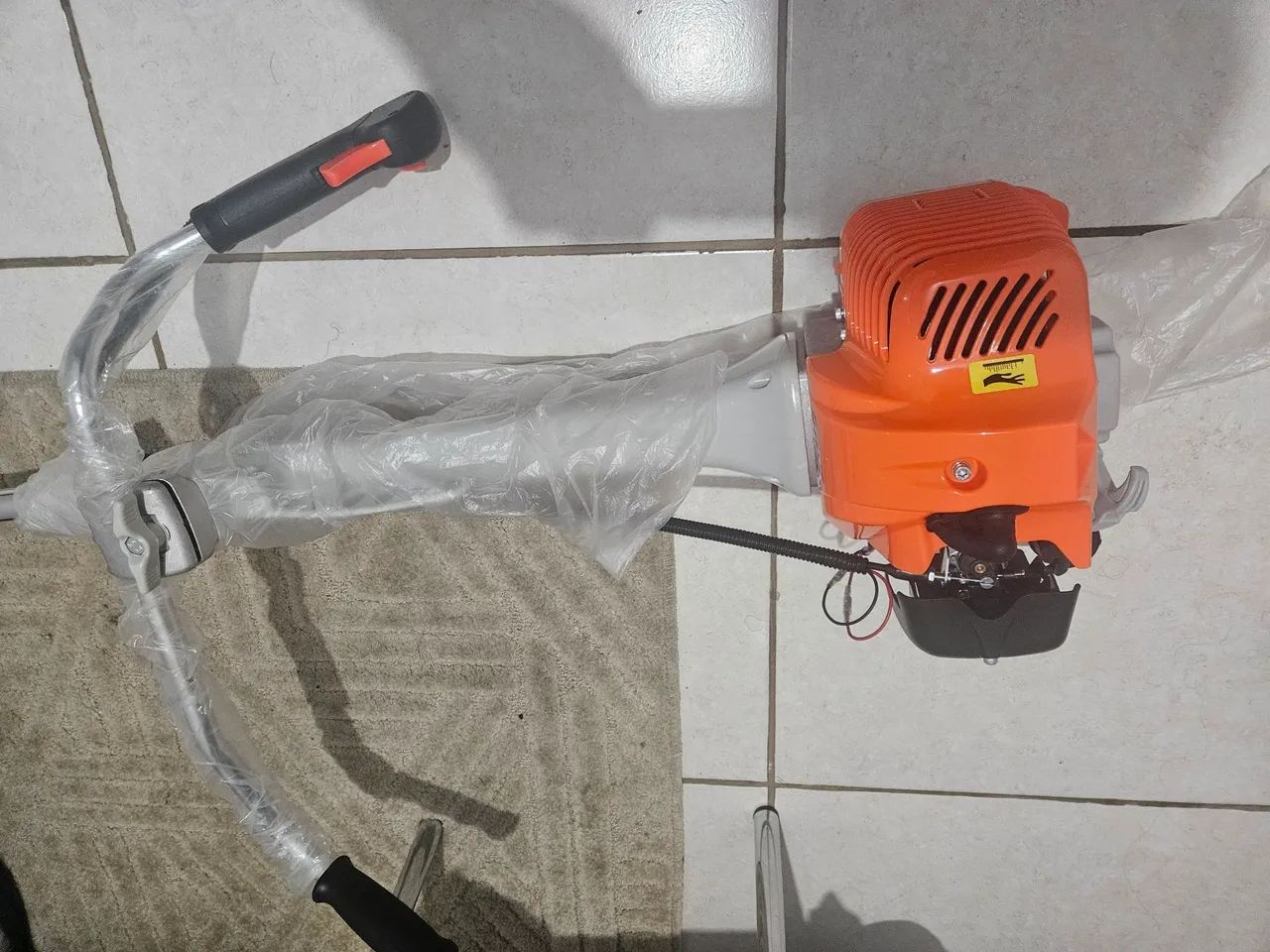 Vendo  rocadeira. Stihll  modelo  Fs 290 zerada sem uso.