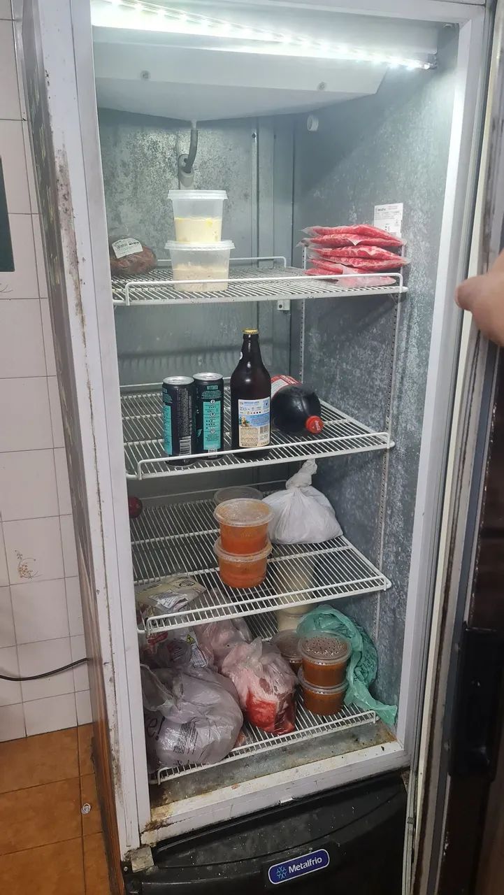 Freezer cervejeira Metalfrio - Foto 2