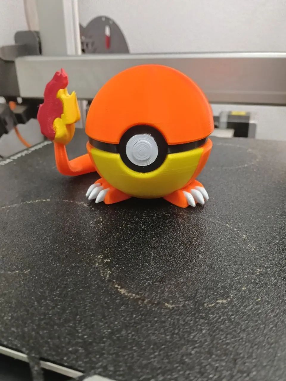 Pokebola Charmander 