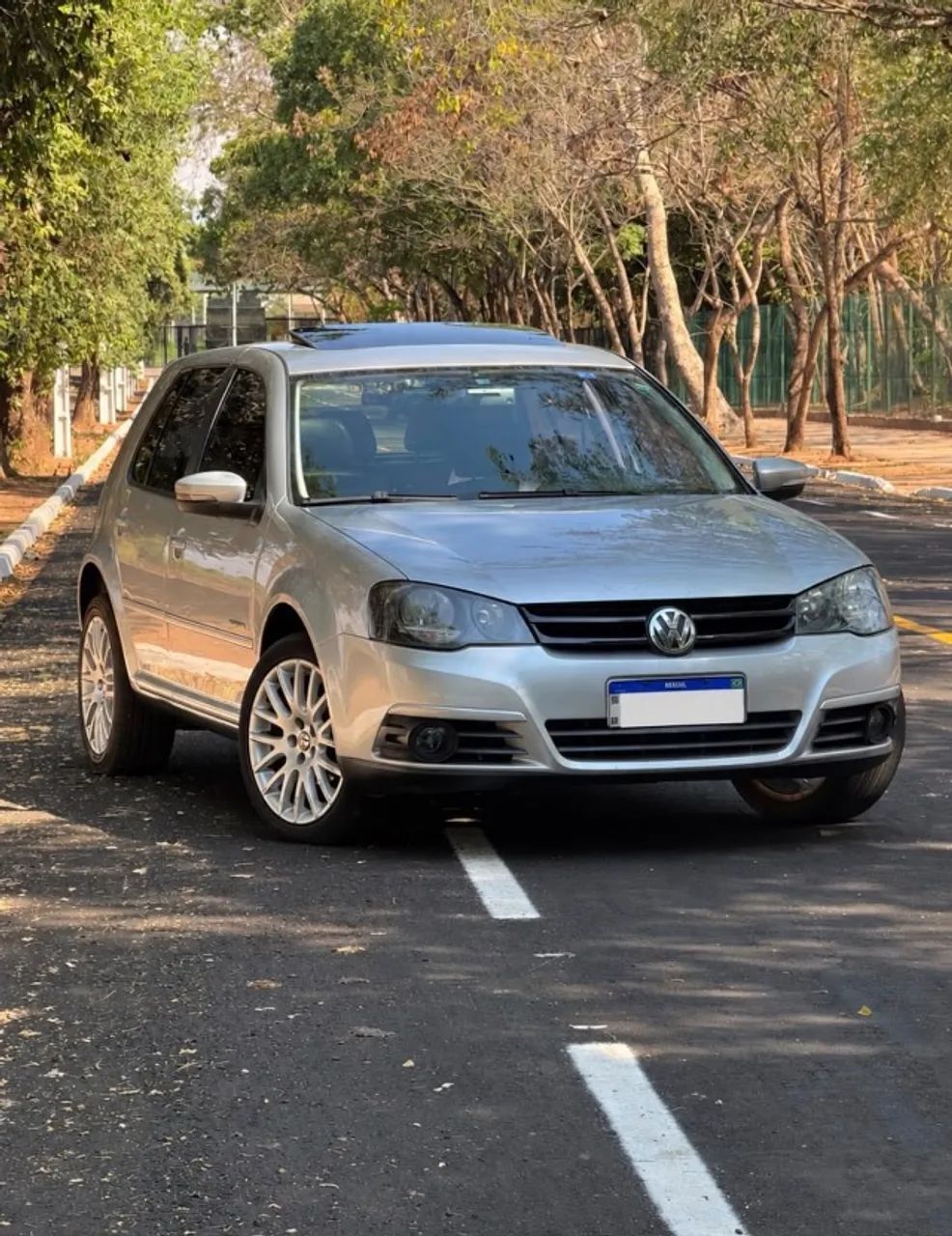 Volkswagen Golf 1.6 MI TOTAL FLEX 8V 4P 2014